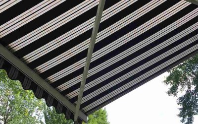 Are Retractable Awnings Good for Rain?