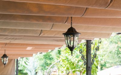 6 Signs That You Need an Awning Fabric Replacement