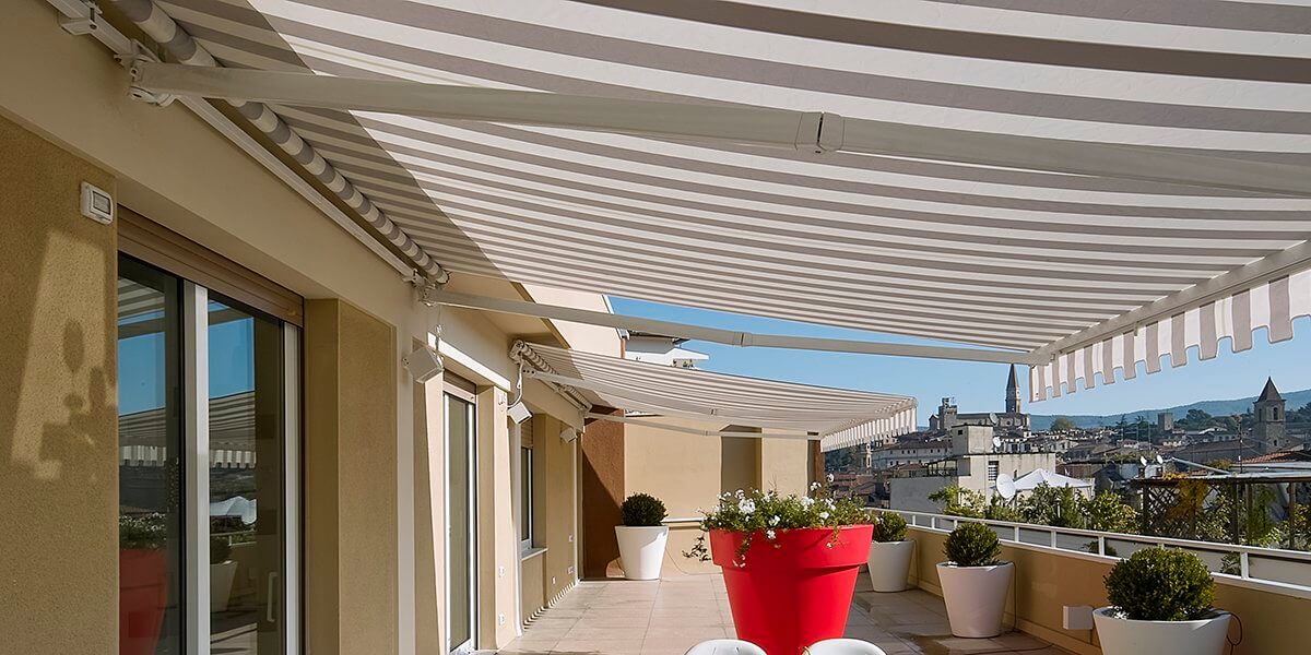 retractable awning problems